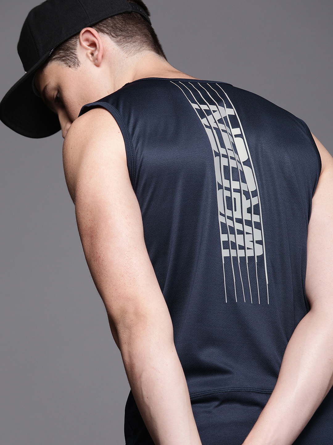 

WROGN ACTIVE Men Navy Blue Printed Round Neck T-shirt