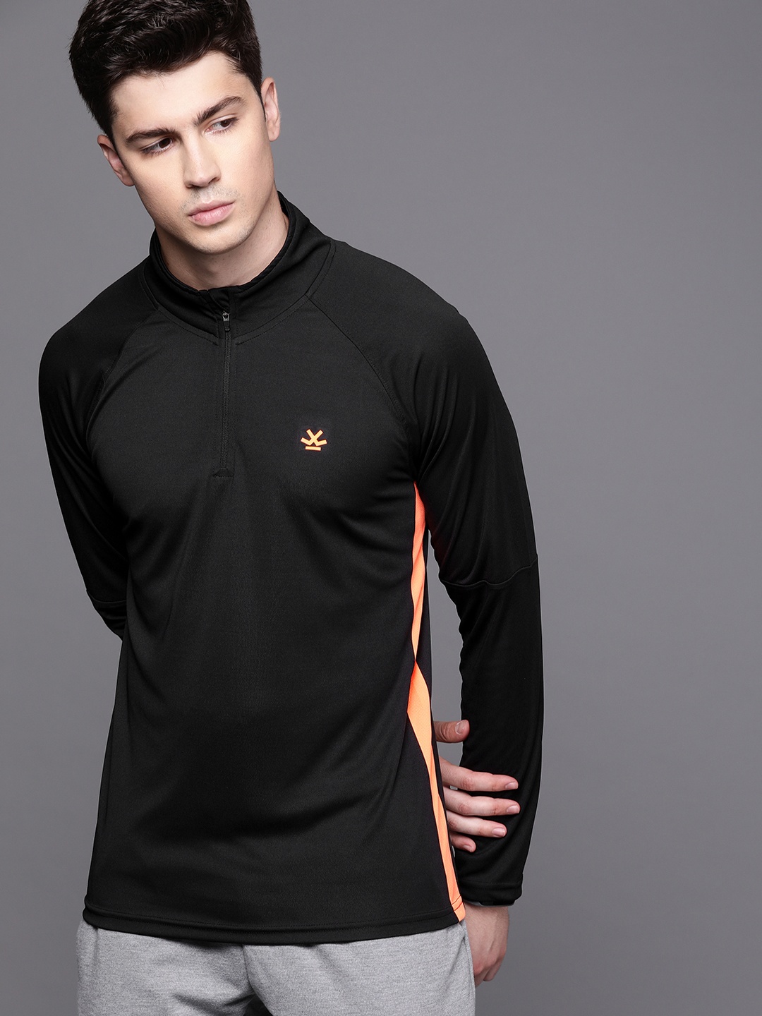 WROGN ACTIVE Men Black Solid Mock Collar T-shirt