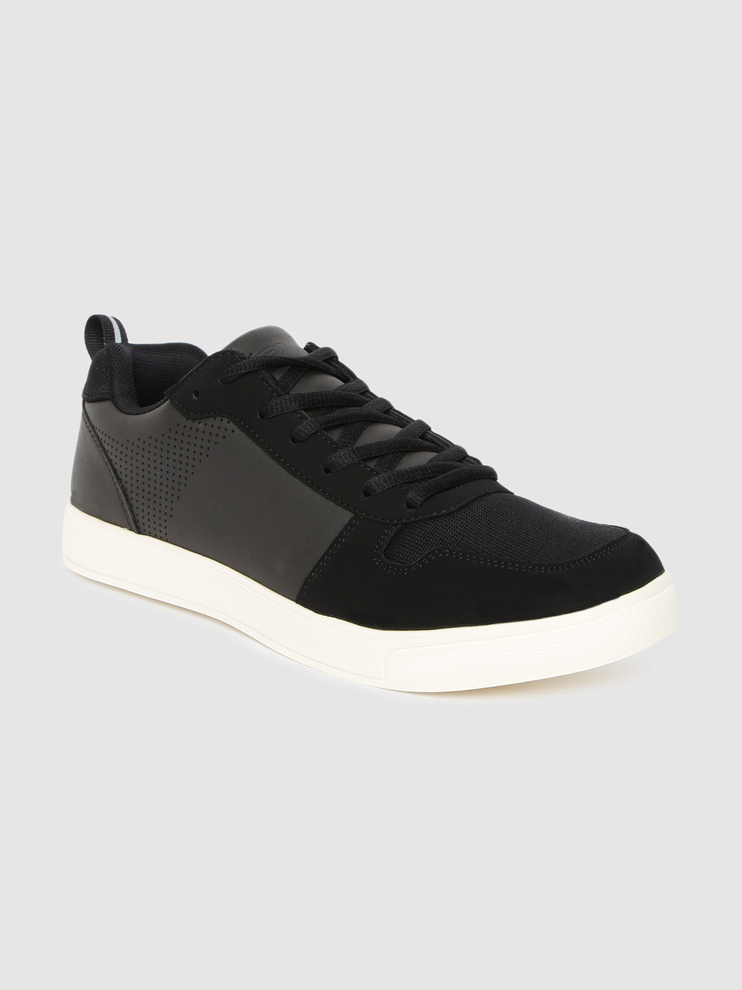 

HRX by Hrithik Roshan Men Black Pro sneaker