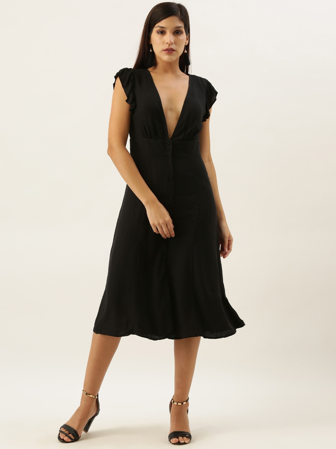 

FOREVER 21 Women Black Solid Fit and Flare Dress With a Deep Neck