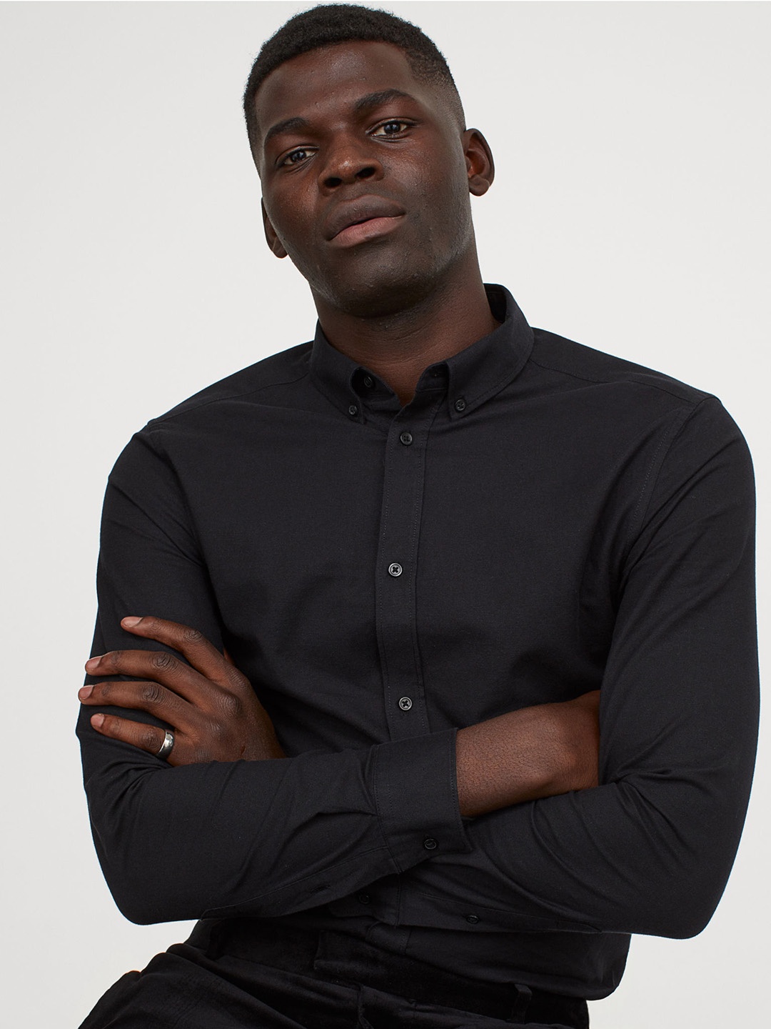 

H&M Men Black Solid Shirt Muscle Fit
