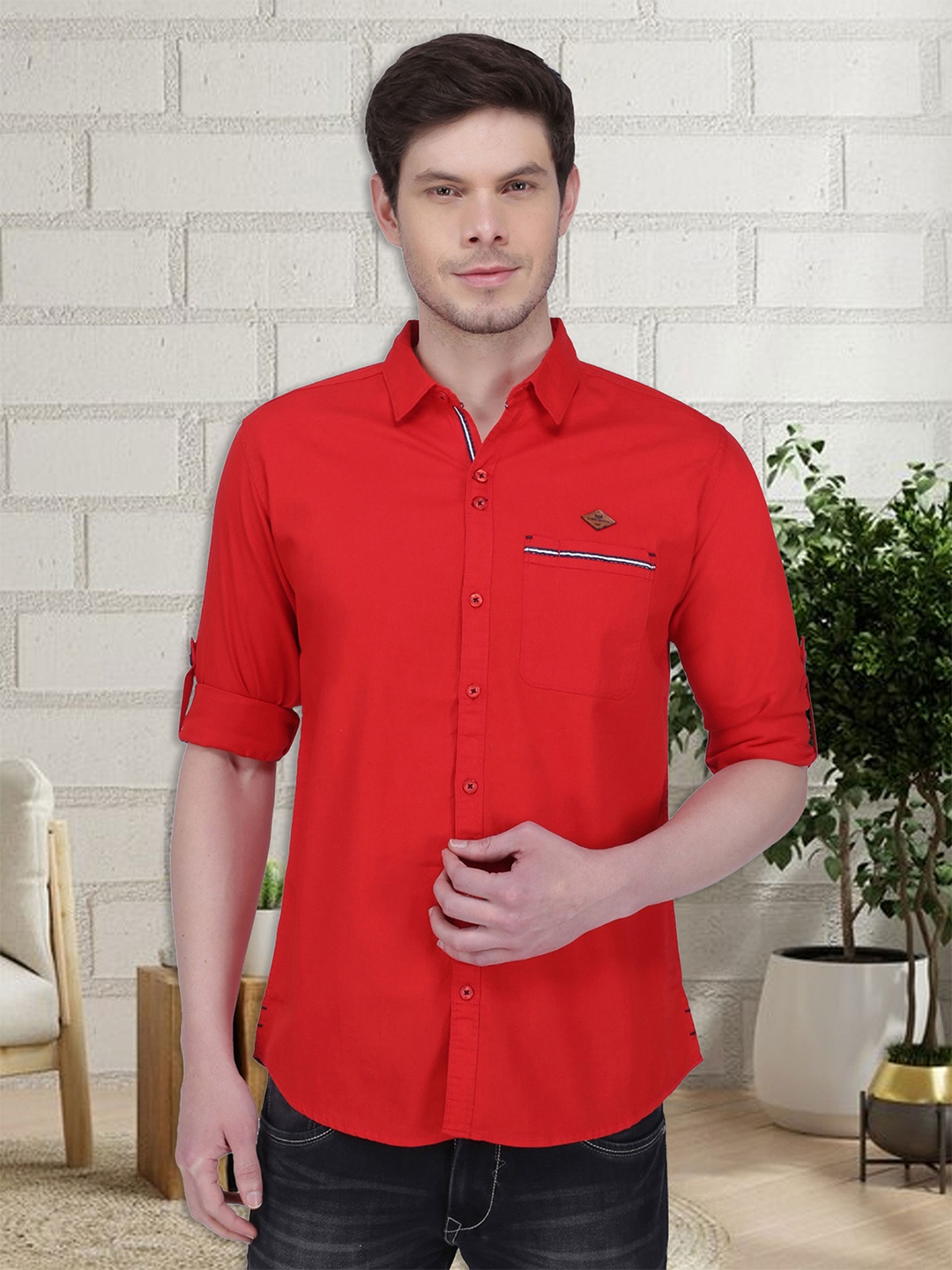 

Kuons Avenue Men Red Smart Slim Fit Solid Casual Shirt