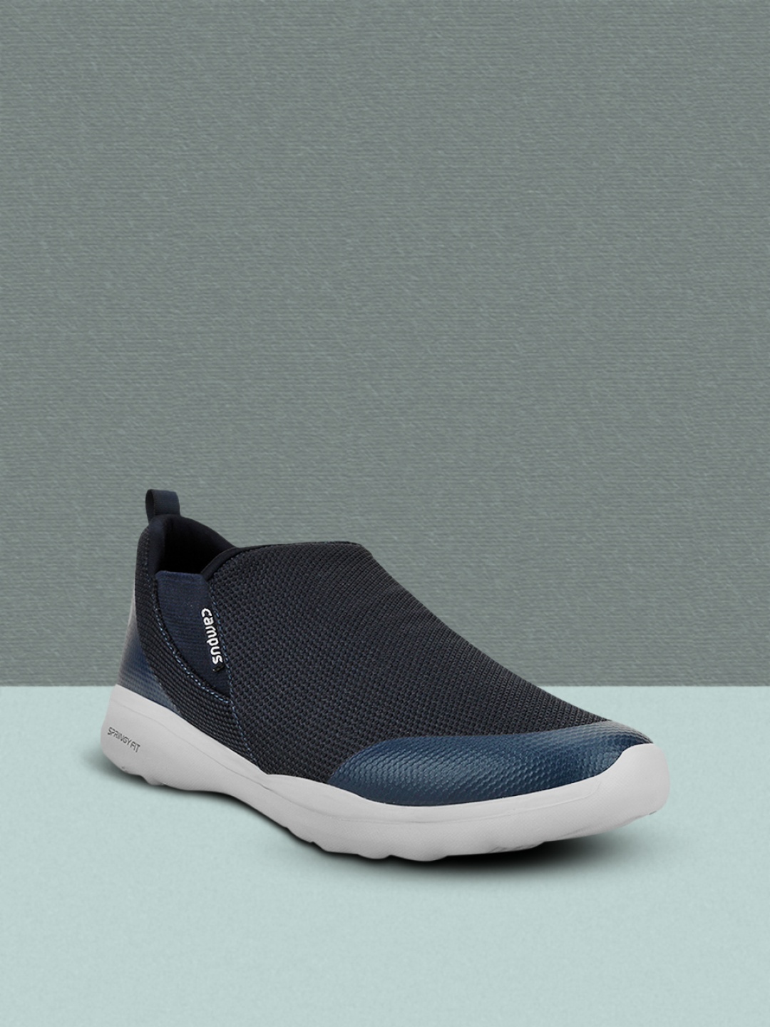 

Campus Men Navy Blue Carvan Walking Shoes