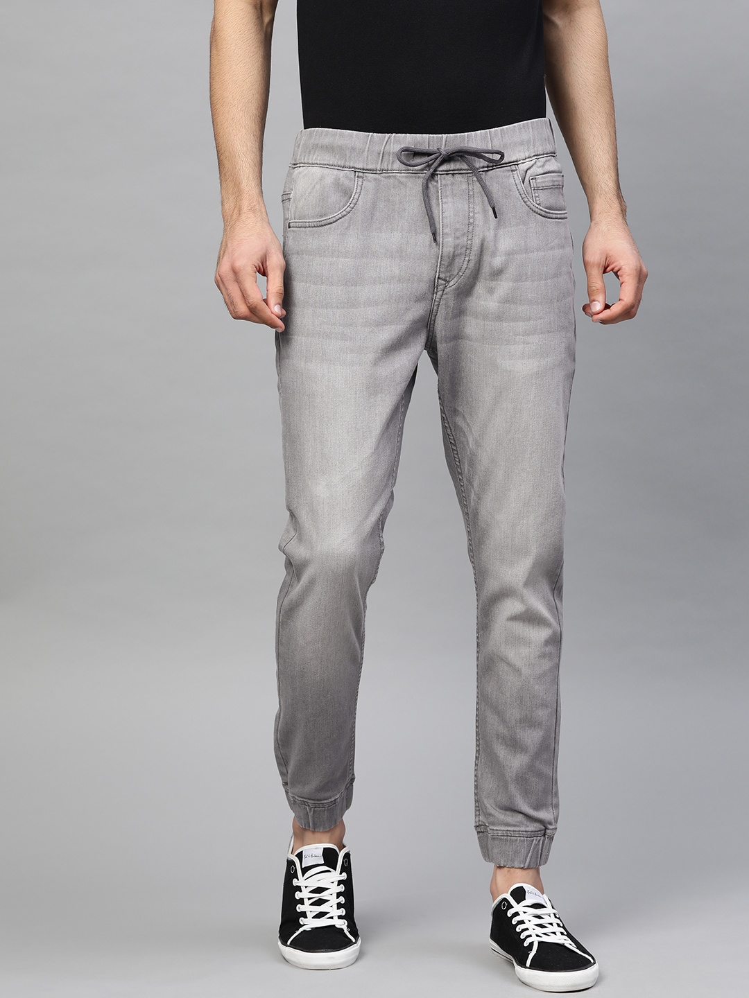 

WROGN Men Grey Jogger Fit Mid-Rise Clean Look Stretchable Denim Joggers