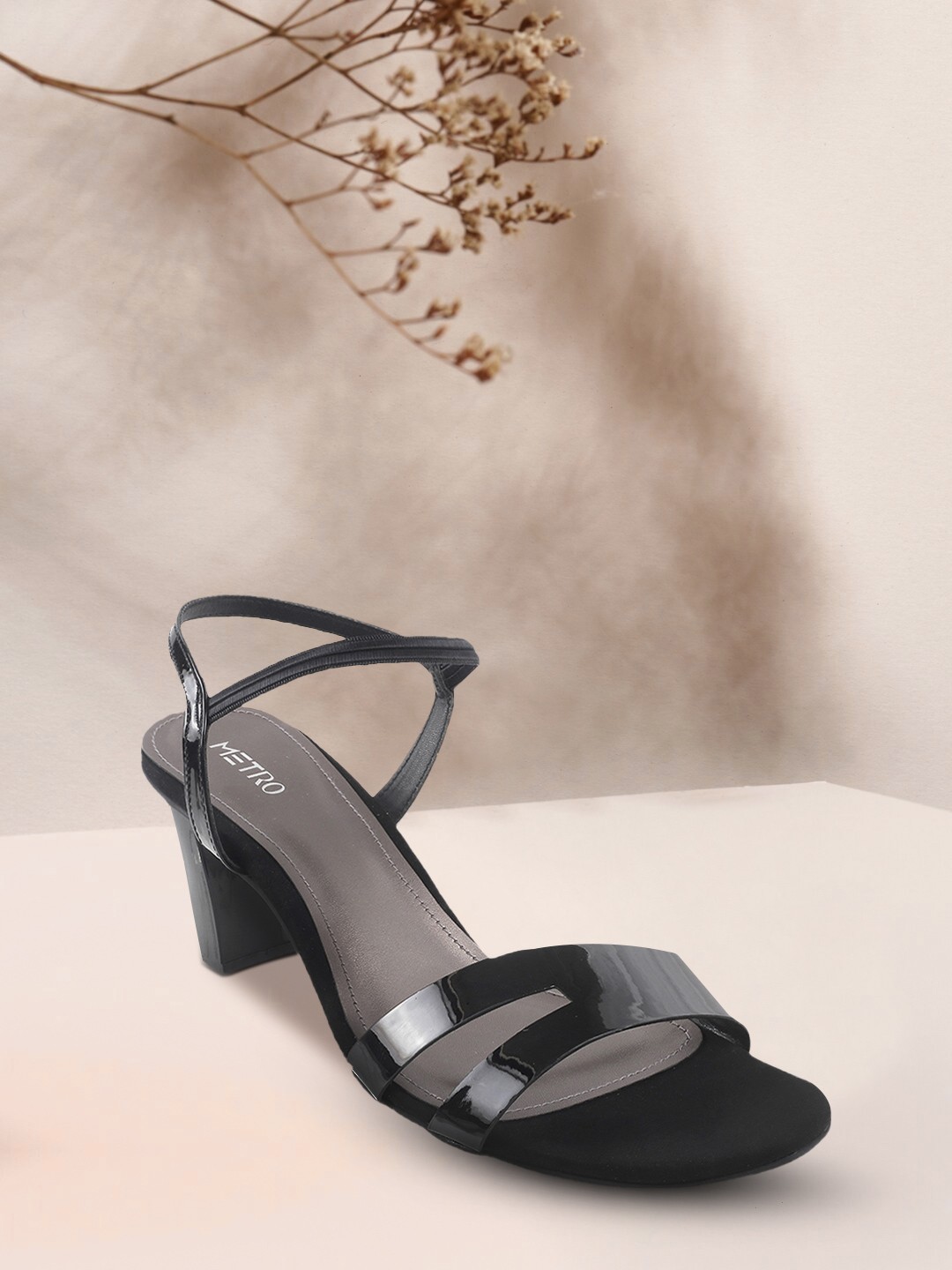 

Metro Women Black Solid Heels