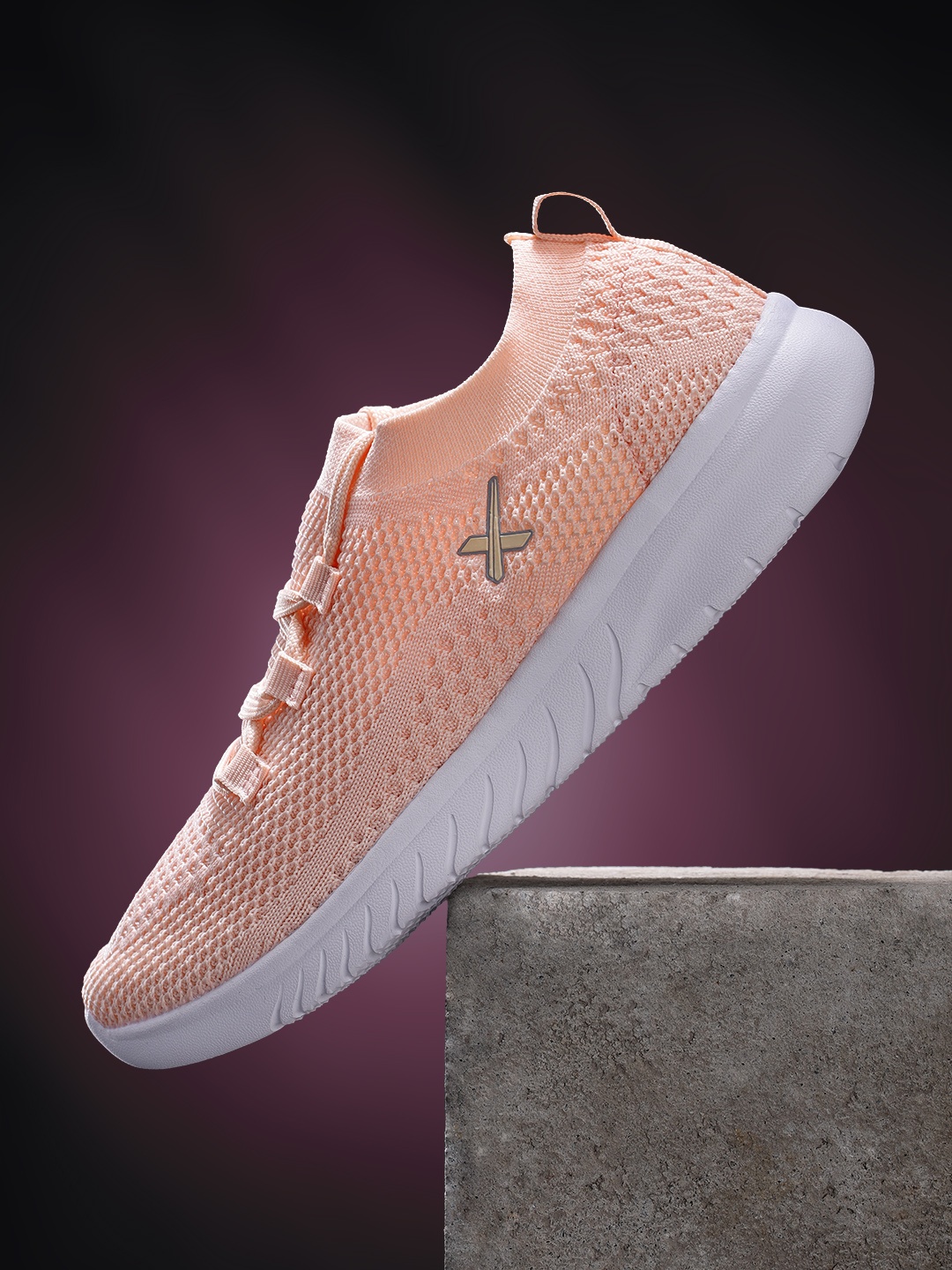 

HRX by Hrithik Roshan Women Peach-Coloured Running Shoes