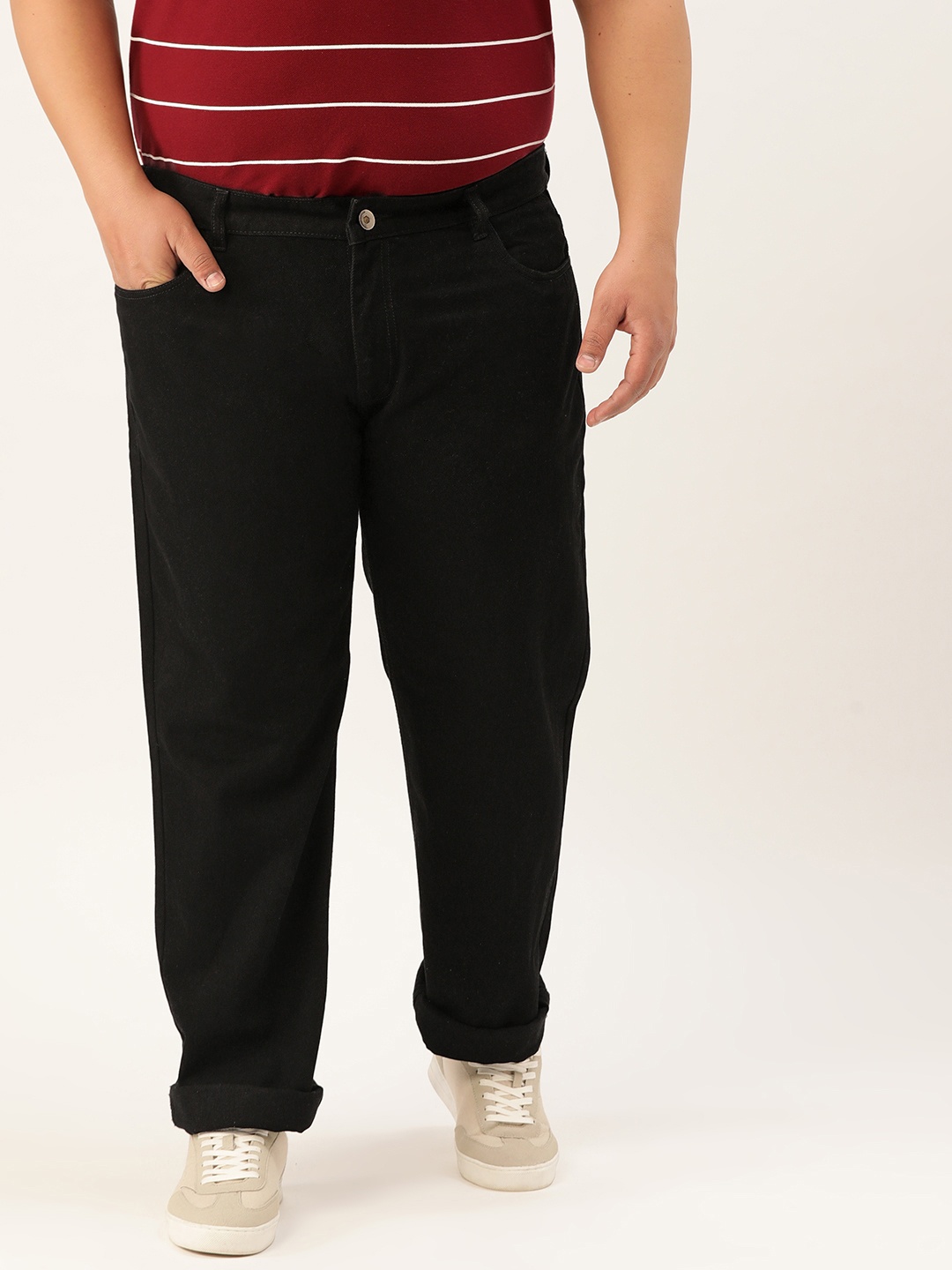 

FEVER Men Black Straight Fit Mid-Rise Clean Look Jeans
