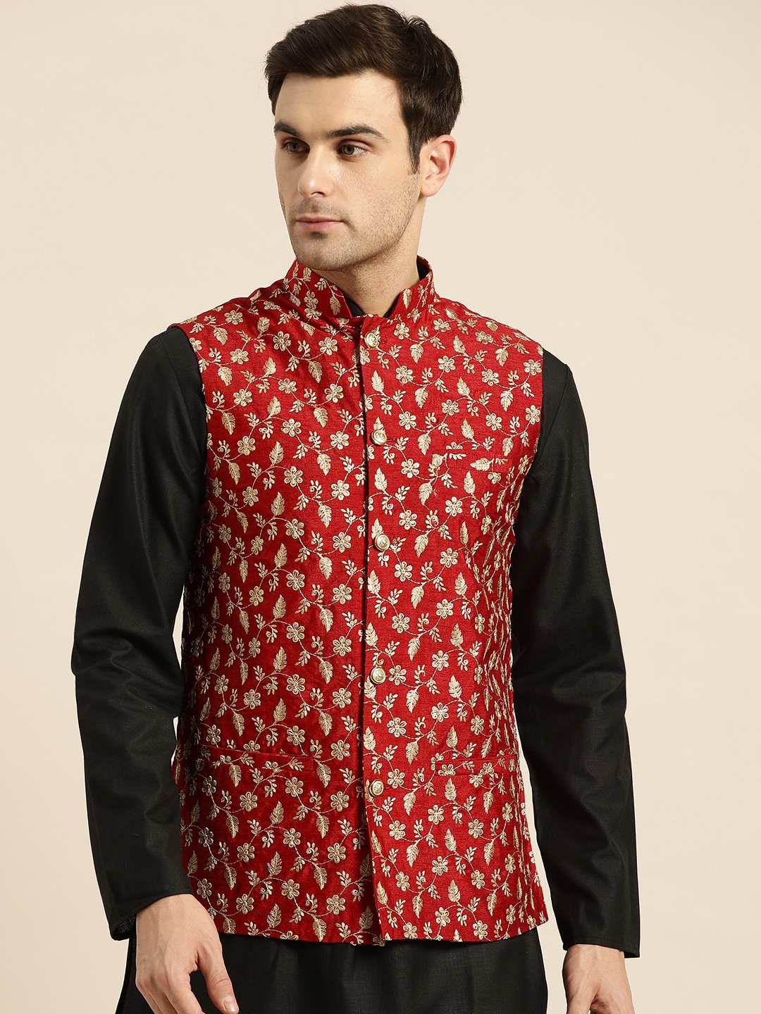 

SOJANYA Men Red & Golden Embroidered Nehru Jacket