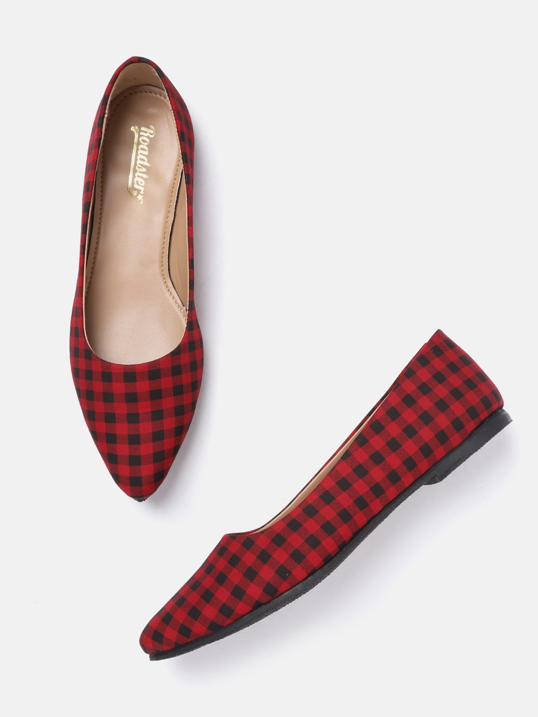 

Roadster Women Red & Black Checked Ballerinas
