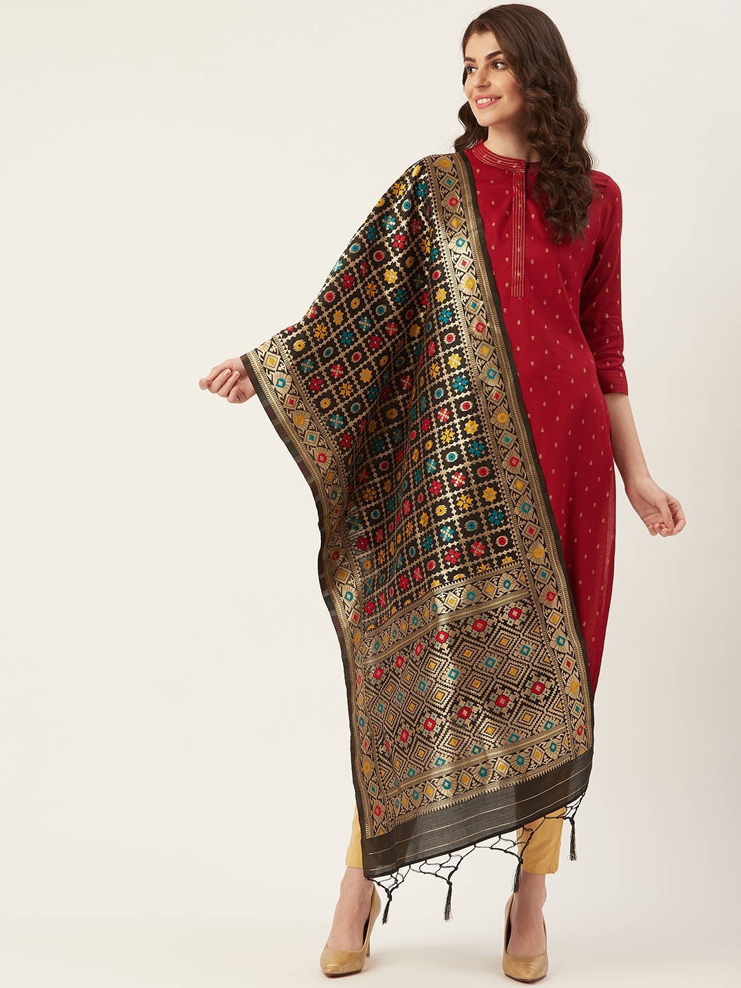 

Shaily Women Black & Golden Zari Woven Design Dupatta