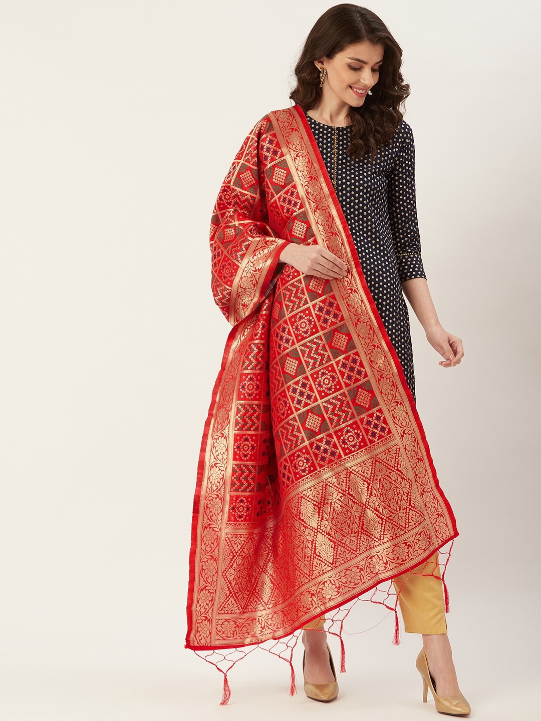 

Shaily Women Red & Golden Zari Woven Design Dupatta