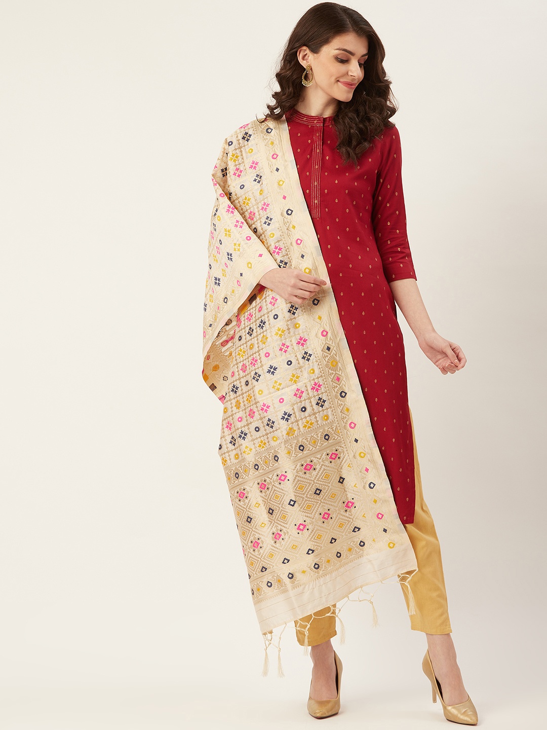 

Shaily Golden & Navy Blue Zari Woven Design Dupatta, Gold