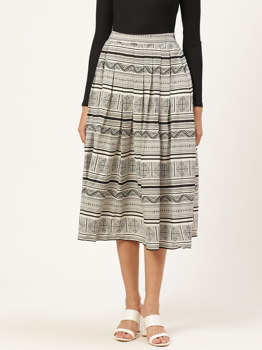 

Vaak Women Off-White & Black Pleated Printed A-Line Skirt