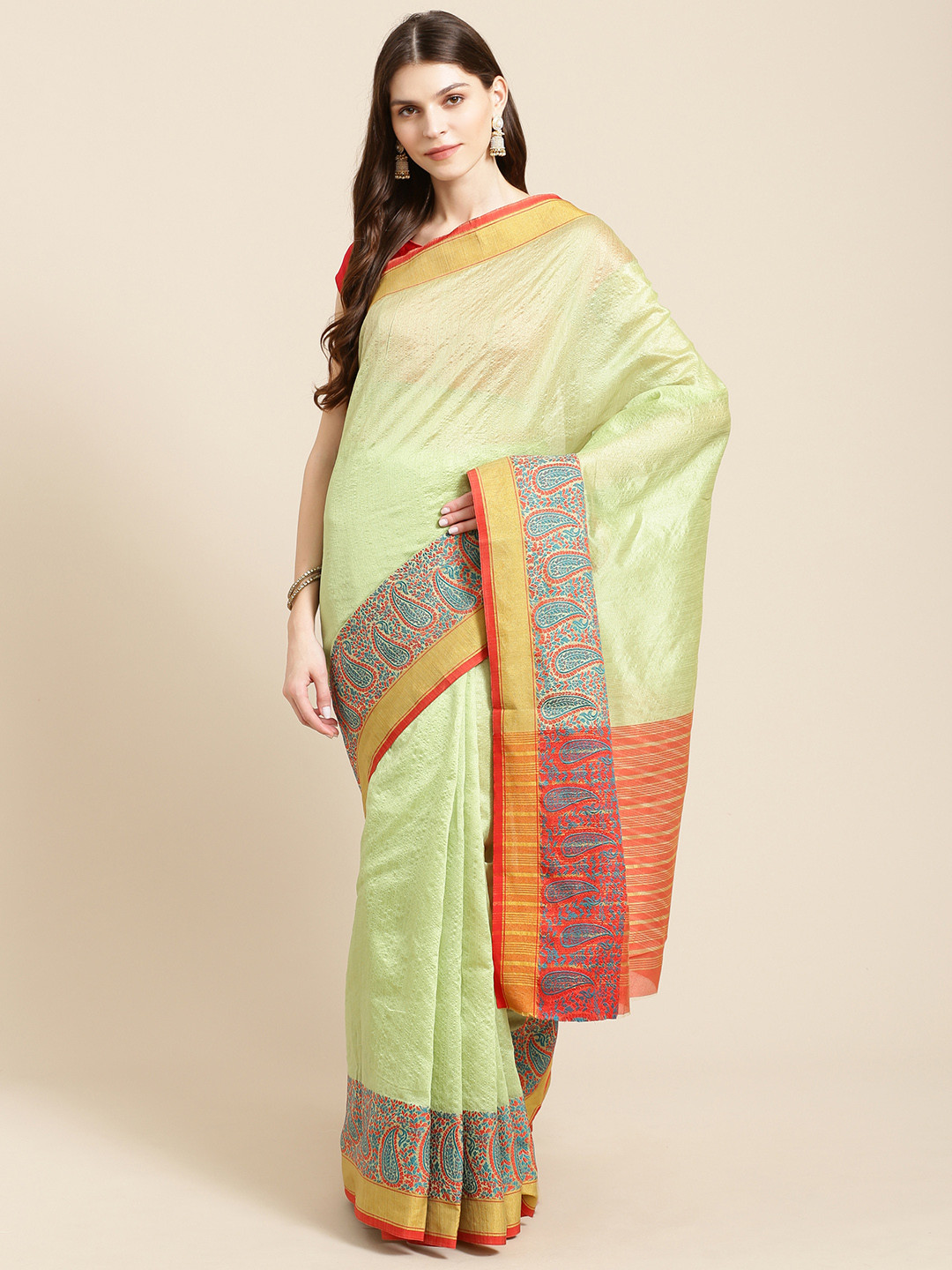 

Mitera Green & Orange Solid Kanjeevaram Saree With Zari Detail