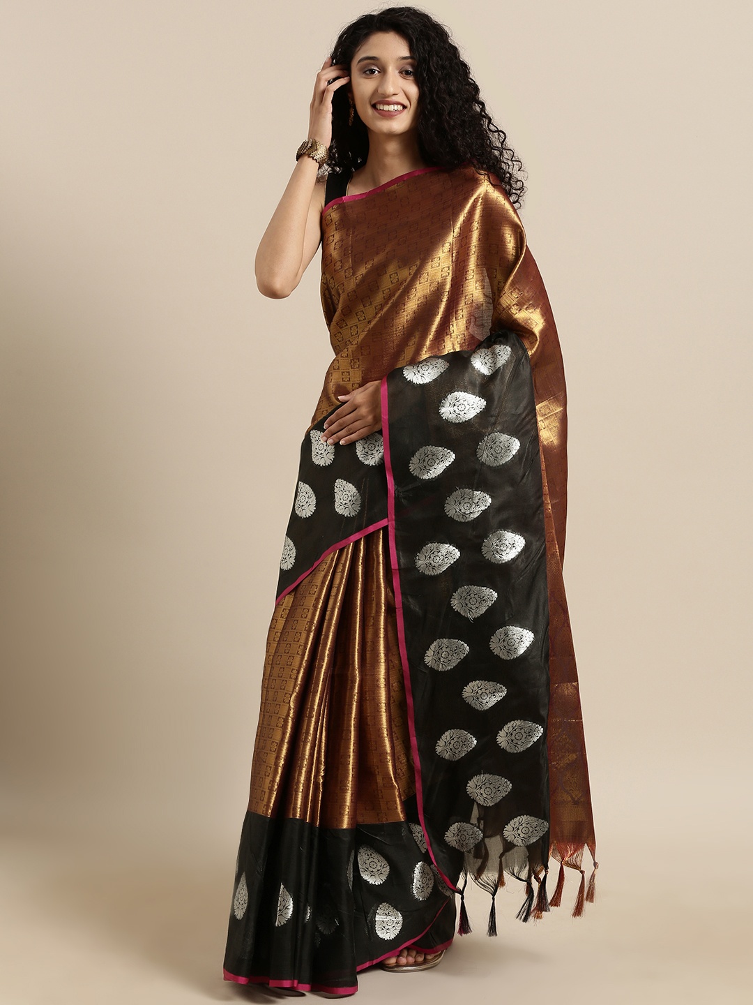 

VASTRANAND Brown & Gold-Toned Tissue Woven Design Kanjeevaram Kora Muslin Saree