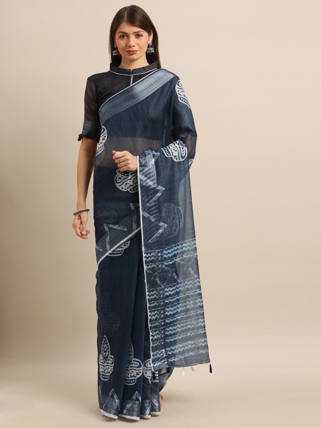 

Mitera Navy Blue & White Linen Blend Printed Khadi Saree