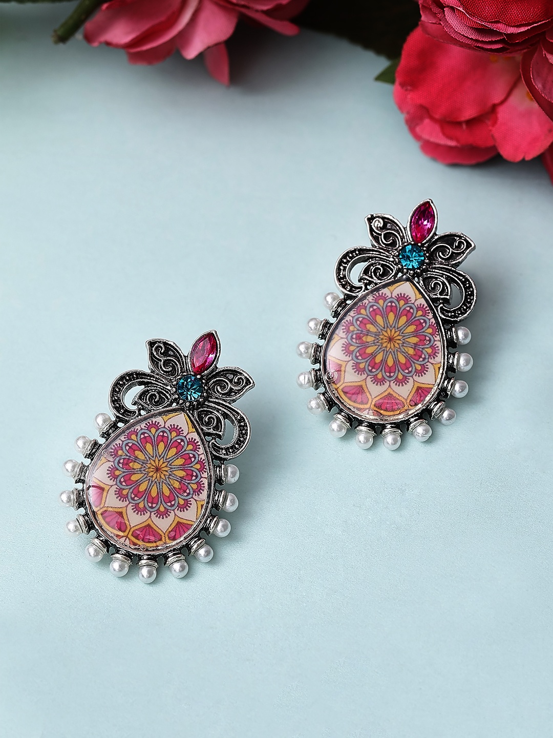 

Rubans Pink & Silver-Plated Handcrafted Oxidised Classic Studs