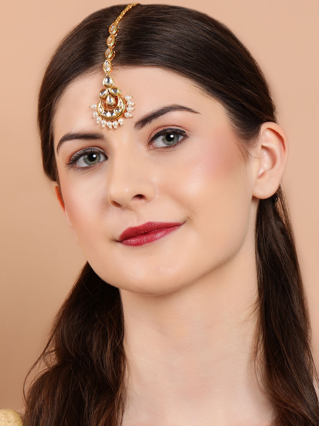 

Rubans 22K Gold-Plated & White Kundan-Studded Handcrafted Maang Tikka