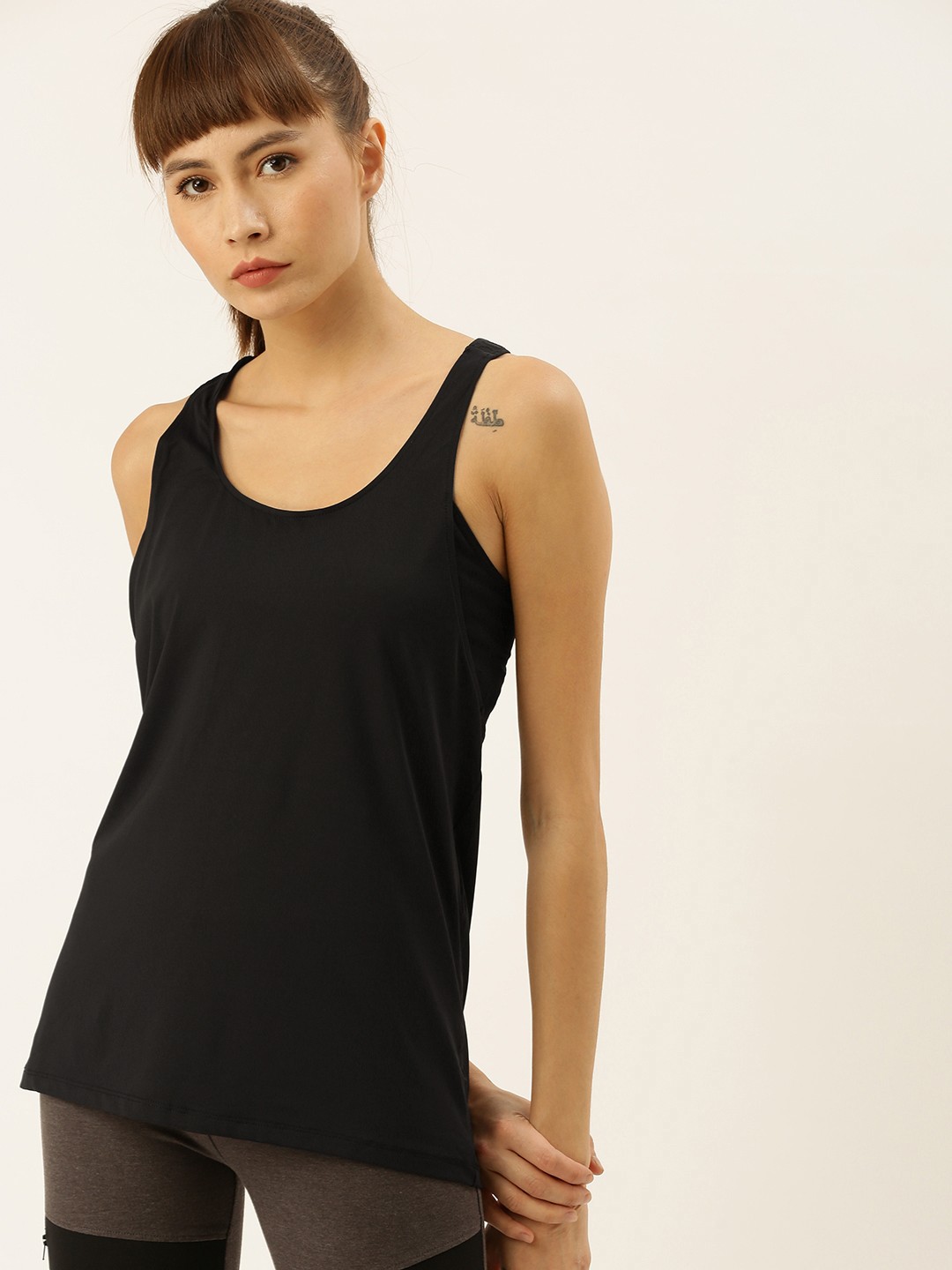 

FOREVER 21 Women Black Solid Styled Back Top
