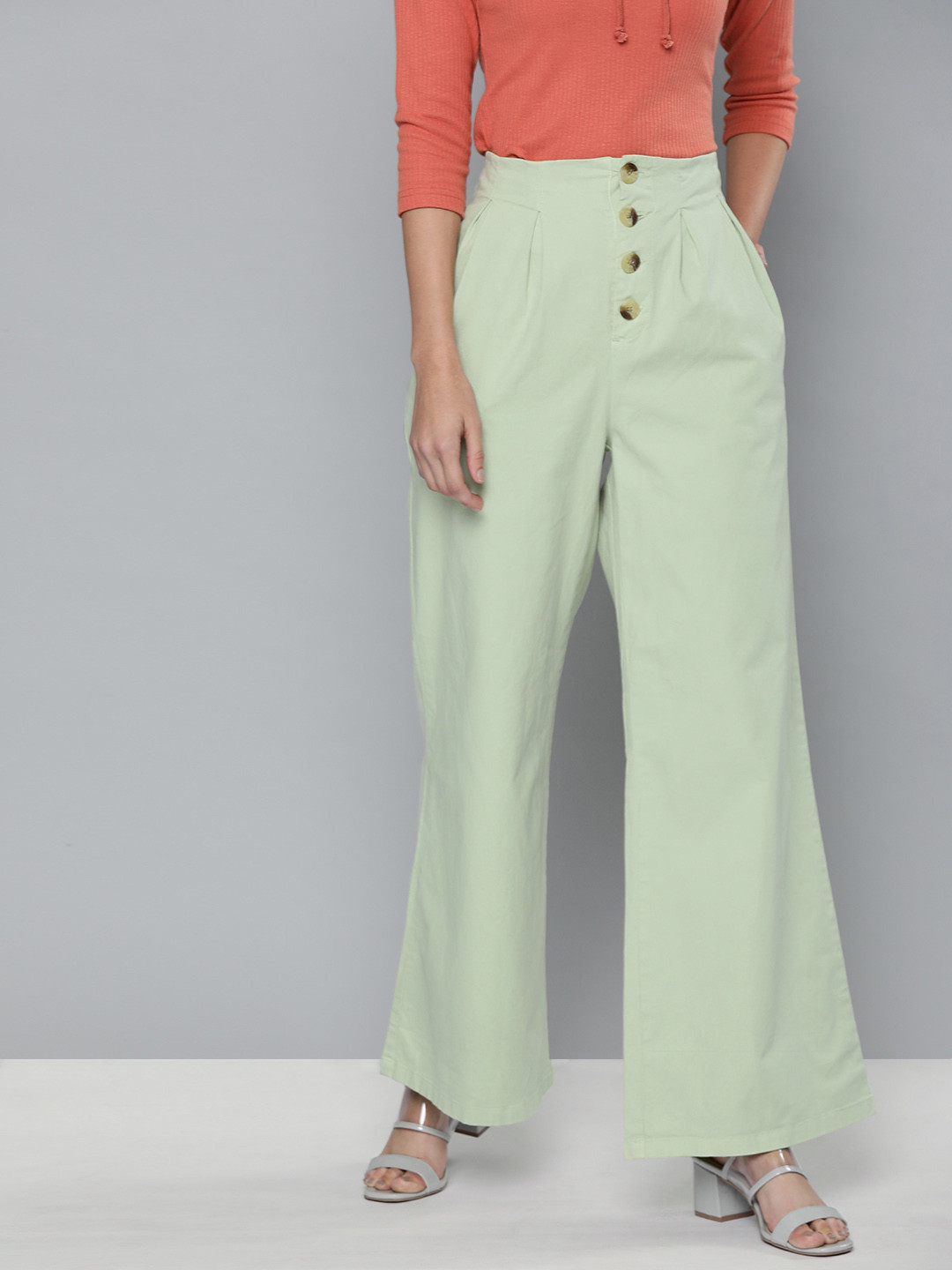 

HERE&NOW Women Green Regular Fit Solid Parallel Trousers