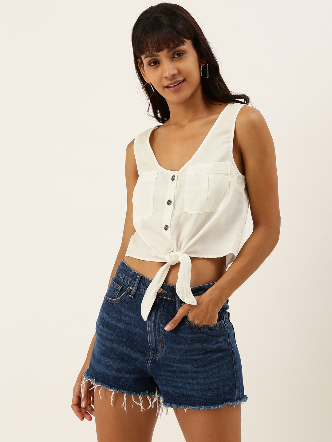 

FOREVER 21 Women White Solid Twisted Crop Top