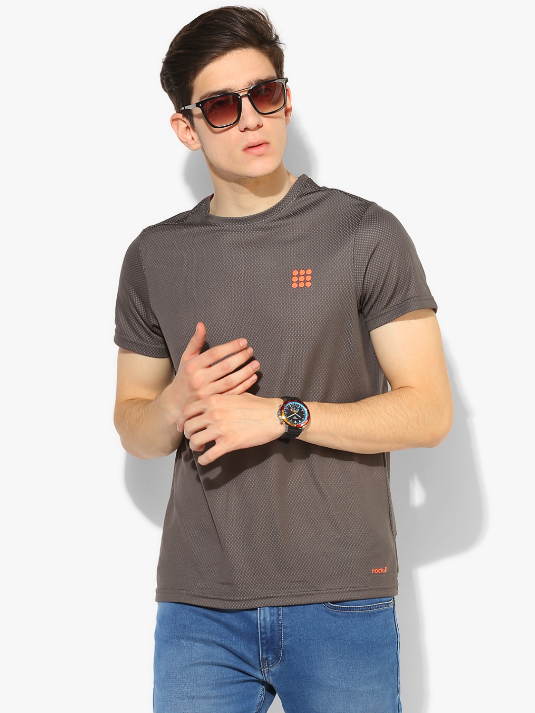 

rock.it Men Taupe Self-Design Round Neck T-Shirt
