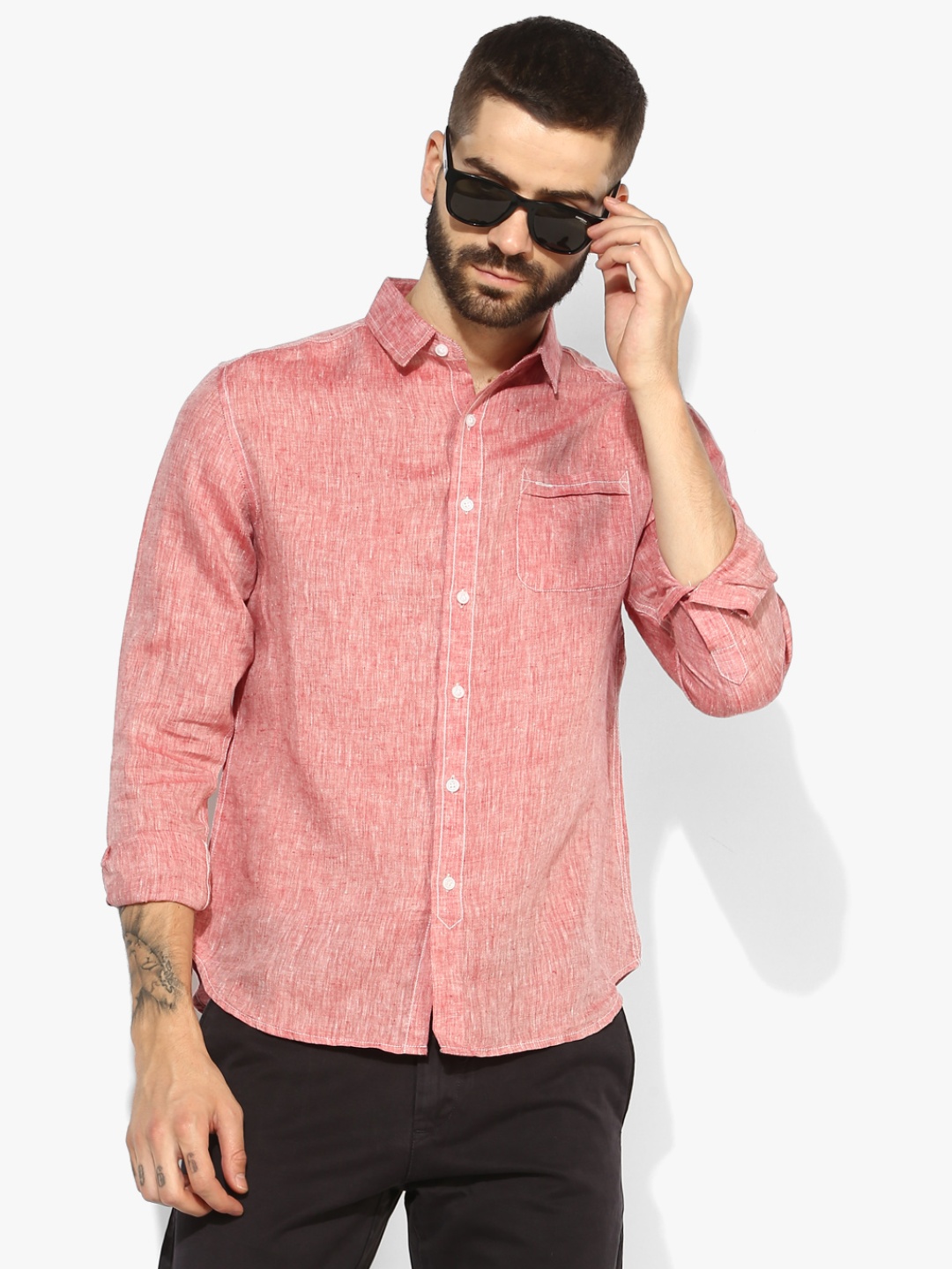 

CAMLA Men Peach-Coloured Solid Slim Fit Casual Shirt With Grindle Effect