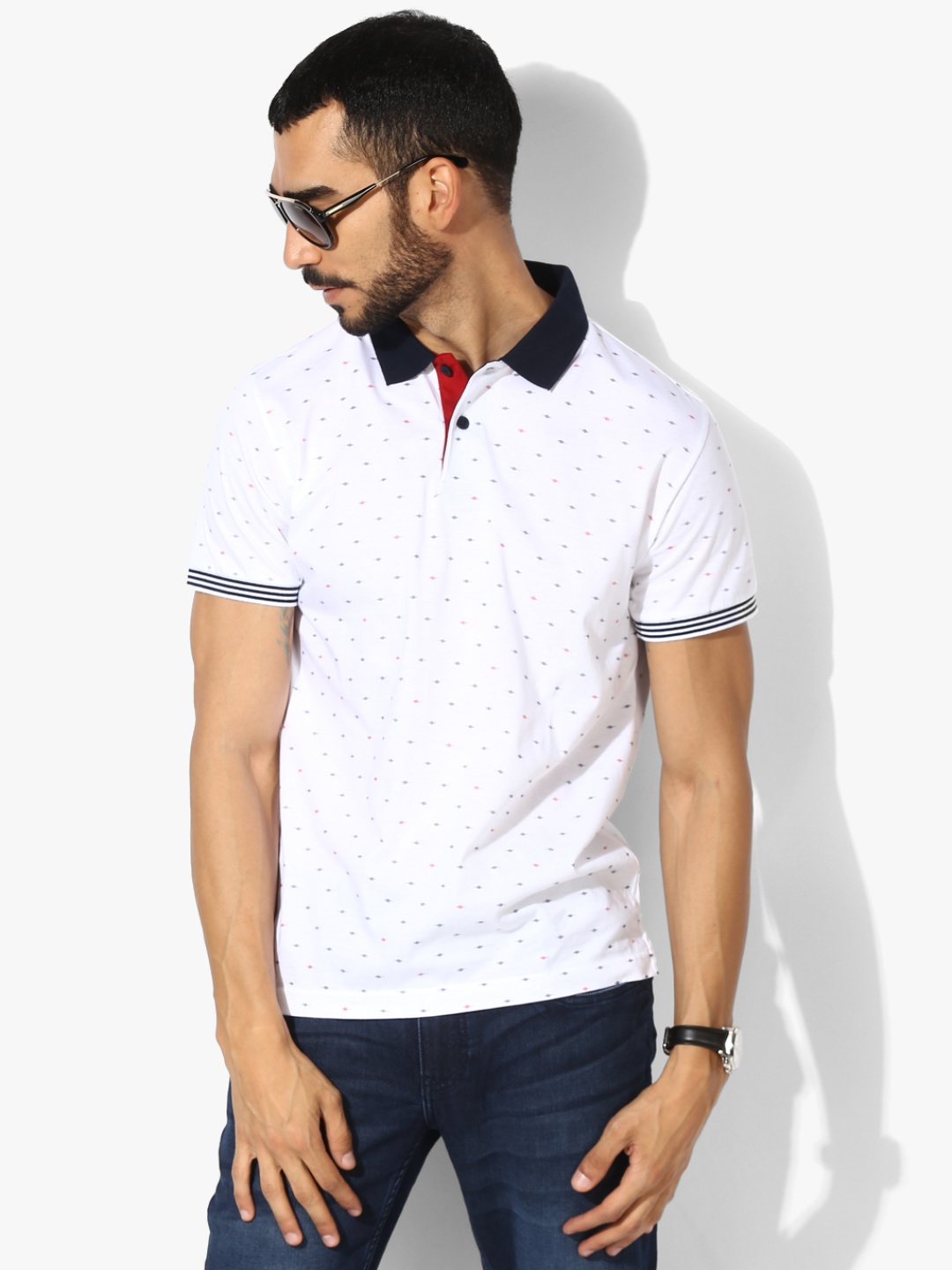 

IZOD Men White & Black Printed Slim Fit Polo Collar T-shirt