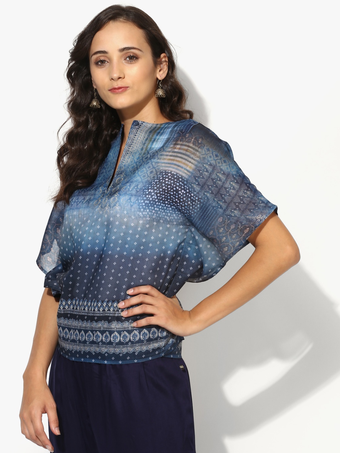 

GQ Women Blue Printed Kaftan Top