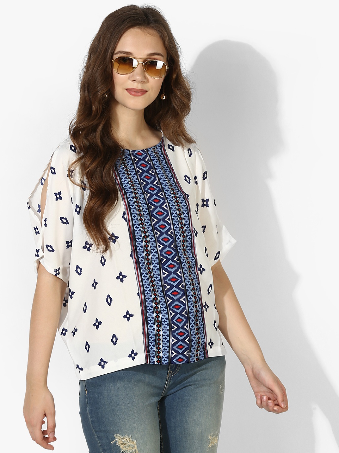 

MIAMINX Women Cream-Coloured & Navy Blue Printed Top