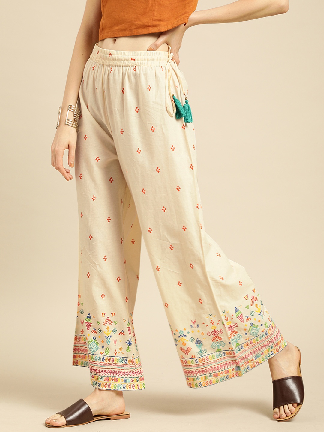 

Varanga Women Cream-Coloured Printed Straight Palazzos