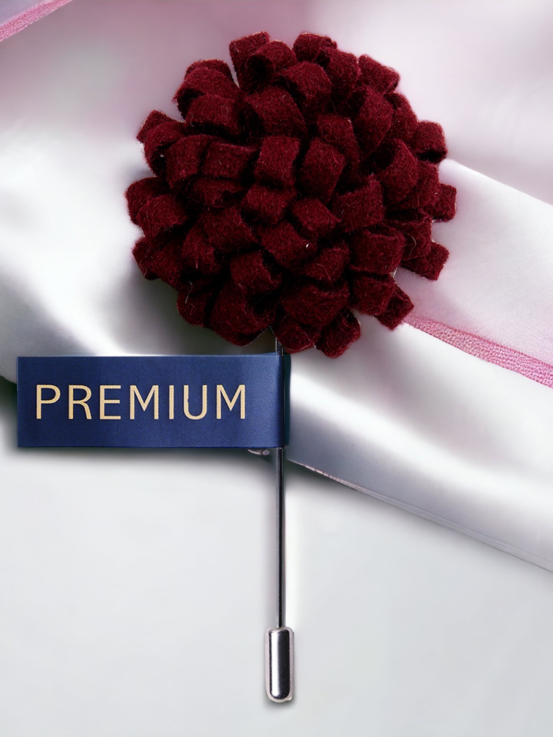 

PELUCHE Unisex Maroon & Silver-Toned Glorious Crescendo Lapel Pin