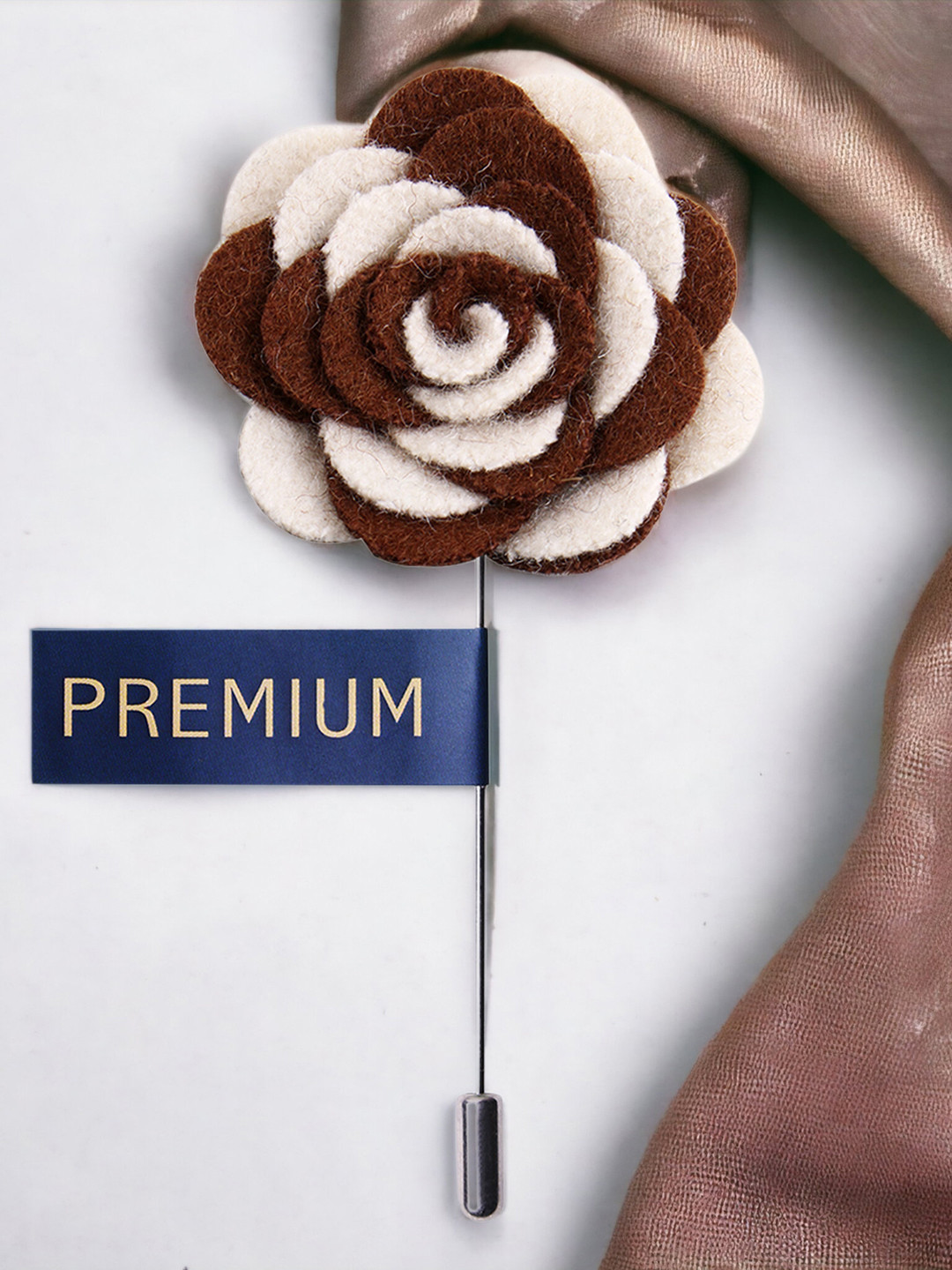 

PELUCHE Unisex White & Maroon Melodious Whirlpool Lapel Pin
