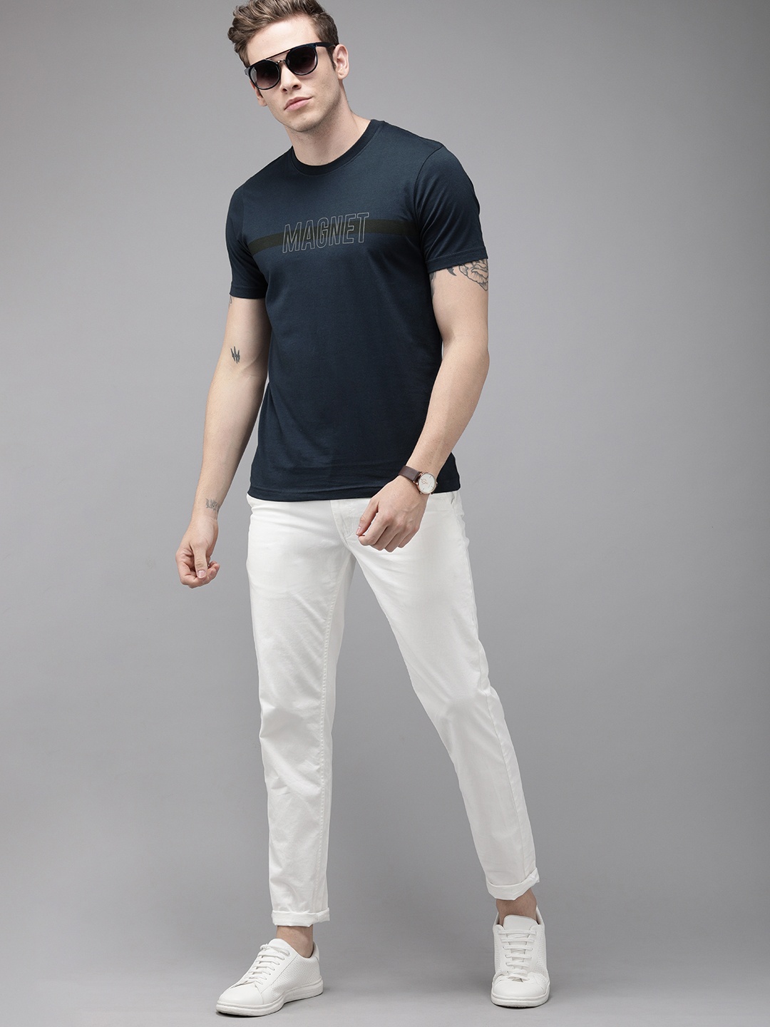 

Park Avenue Men Navy Blue Slim Fit Printed Round Neck Pure Cotton T-shirt
