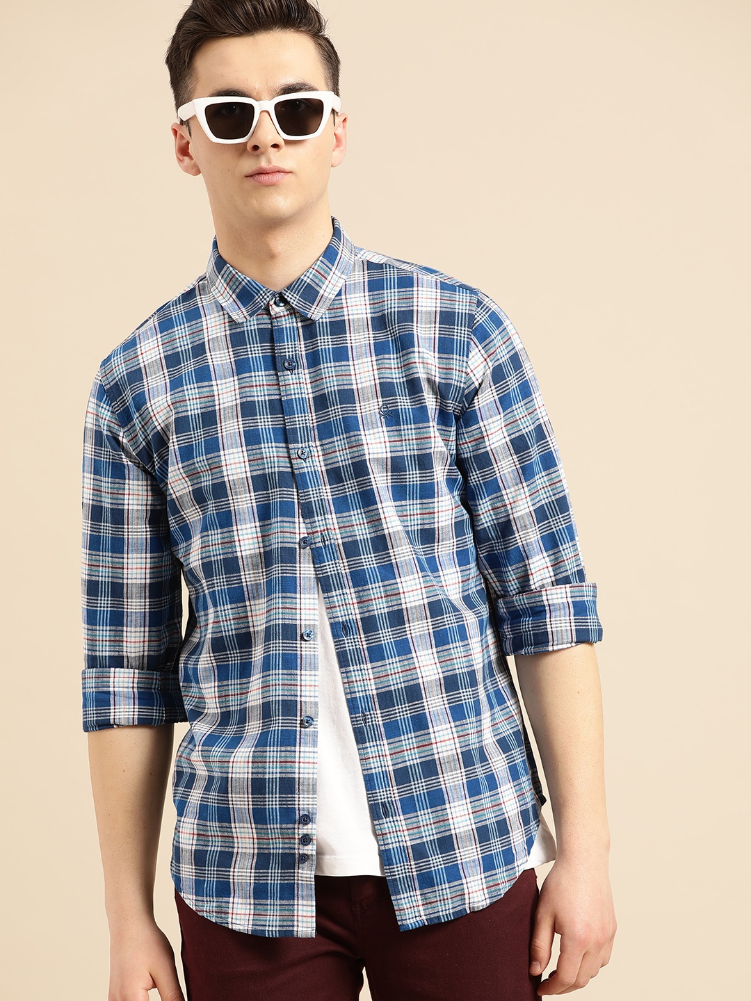 

United Colors of Benetton Men Blue & White Slim Fit Checked Casual Shirt