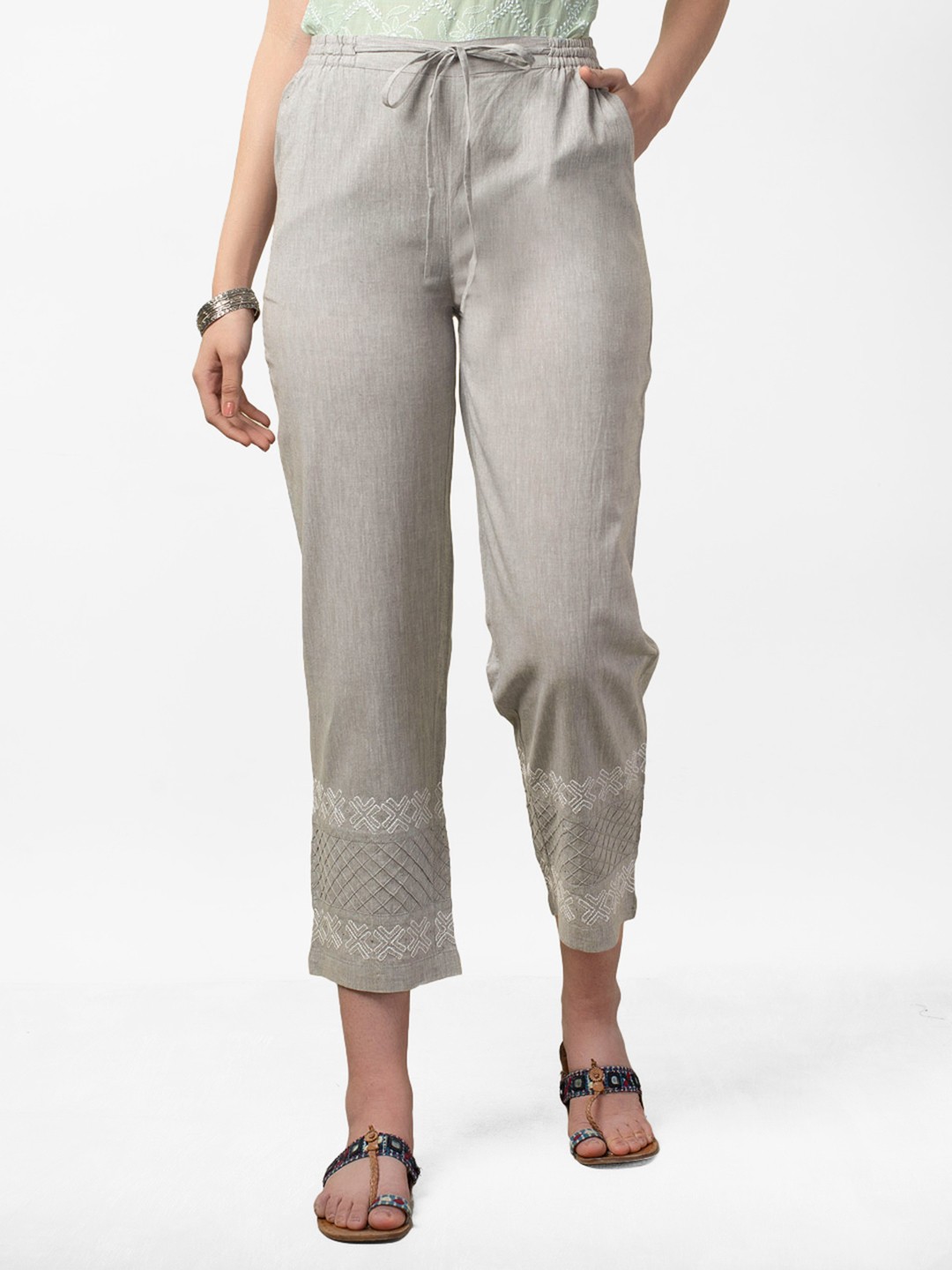 

Fabindia Women Grey Regular Fit Solid Mukaish Work Regular Trousers
