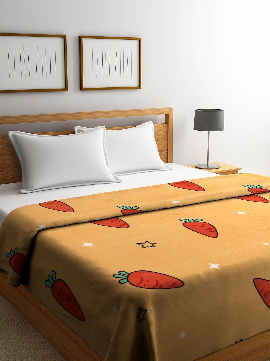 

Cortina Orange & Red Printed AC Room 233 GSM Double Bed Blanket