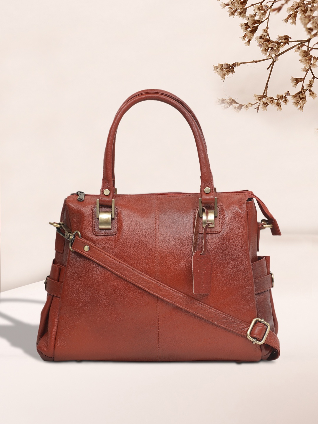 

GENWAYNE Brown Solid Handheld Bag