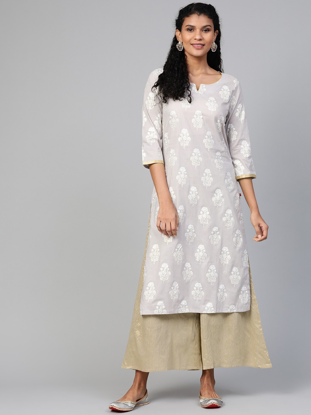 

Biba Women Grey & White Floral Printed Straight Kurta