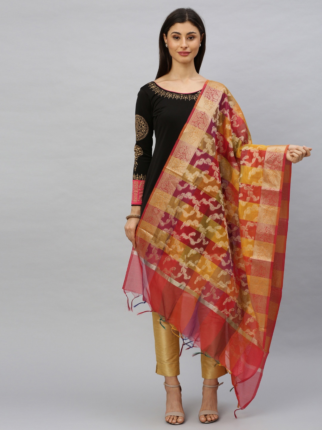 

Ishin Floral Woven Design Dupatta, Red