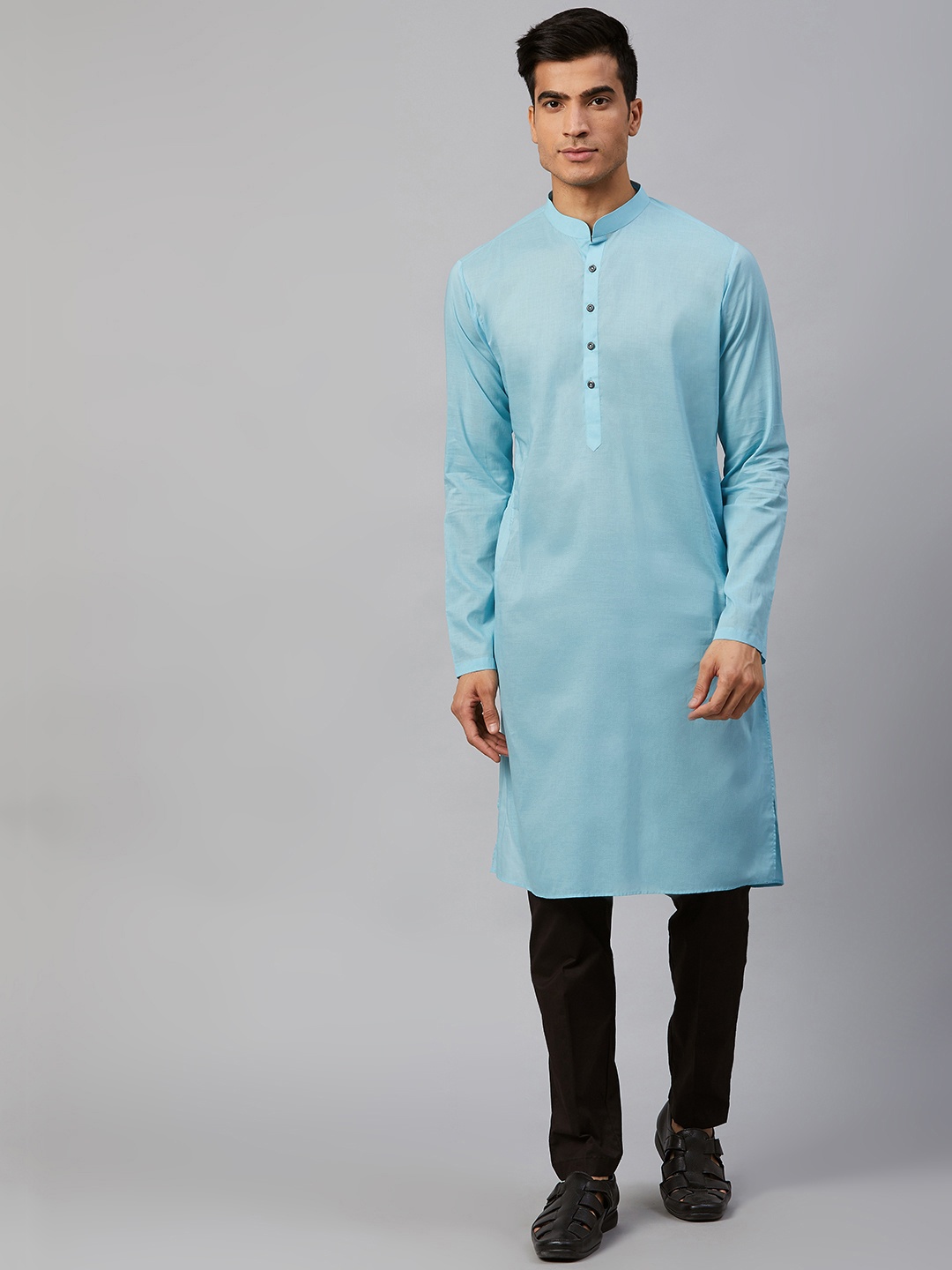 

See Designs Men Blue Solid Straight Kurta