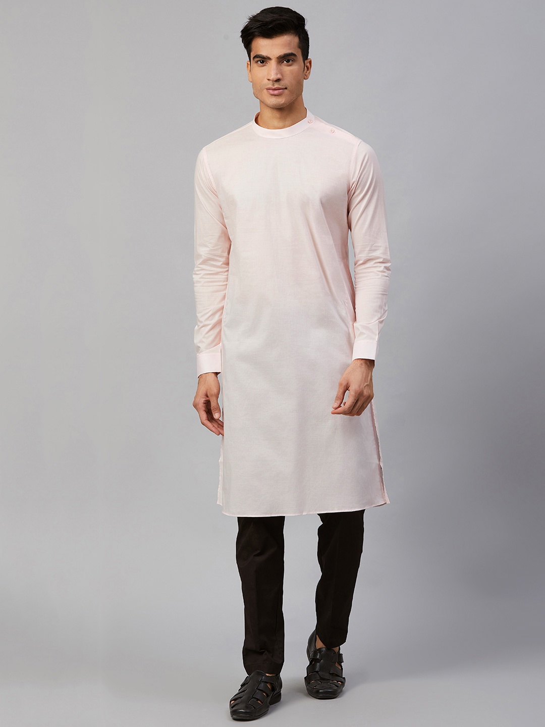 

See Designs Men Pink Solid Straight Kurta