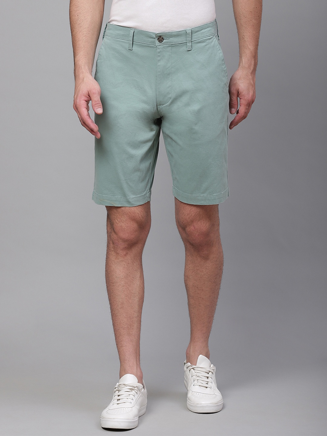 

Marks & Spencer Men Green Solid Regular Fit Chino Shorts