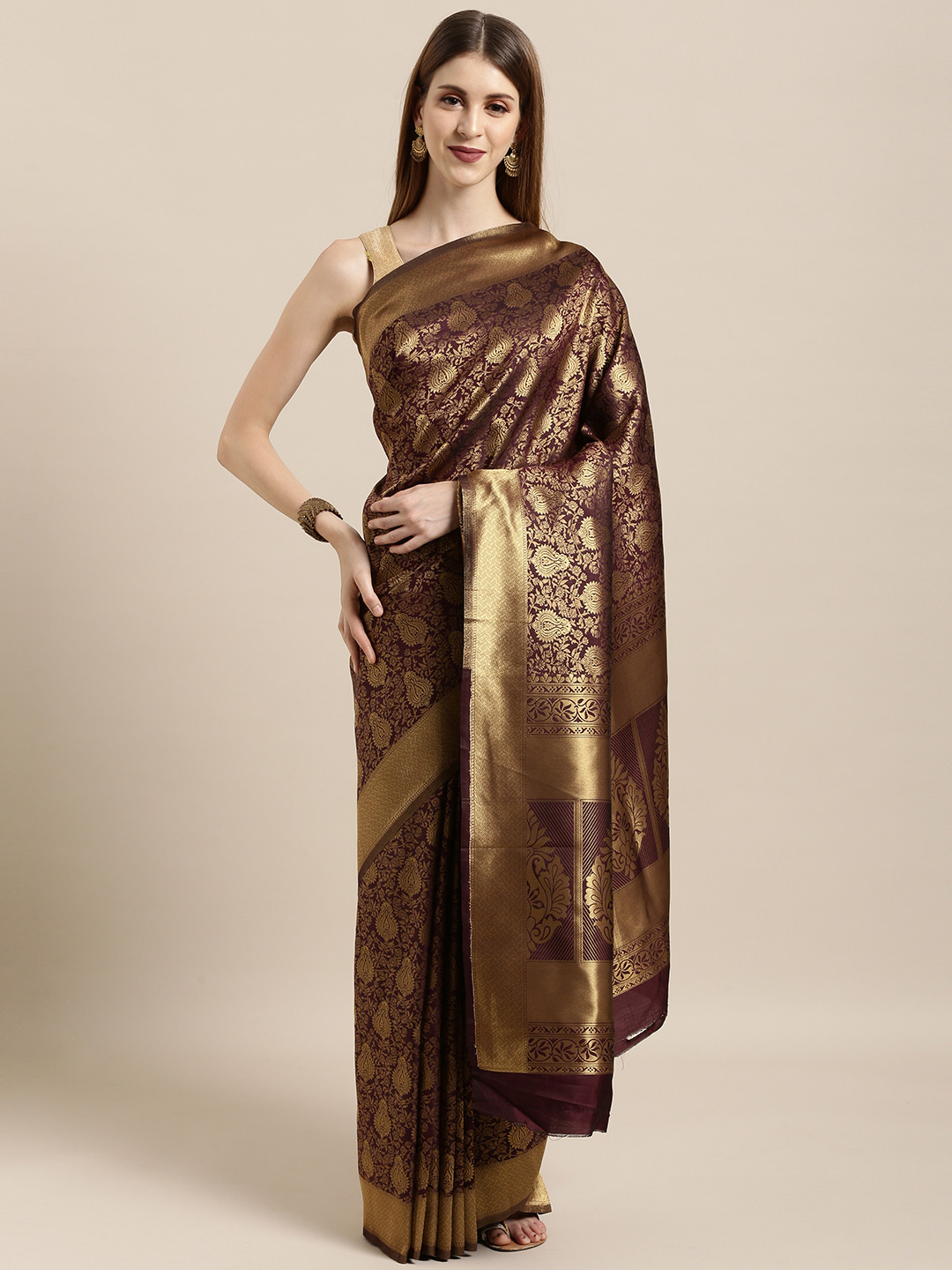 

Mitera Maroon & Gold-Toned Silk Blend Woven Design Kanjeevaram Saree