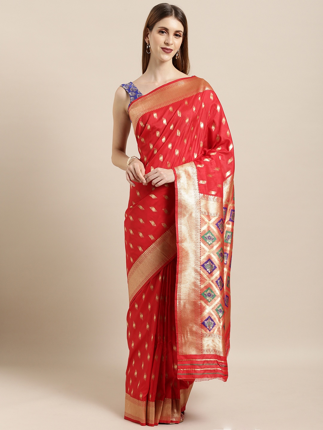 

Mitera Red & Gold-Toned Silk Blend Woven Design Kanjeevaram Saree