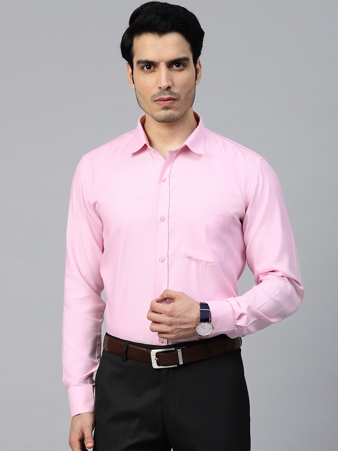 

MANQ Men Pink Slim Fit Self Design Formal Shirt
