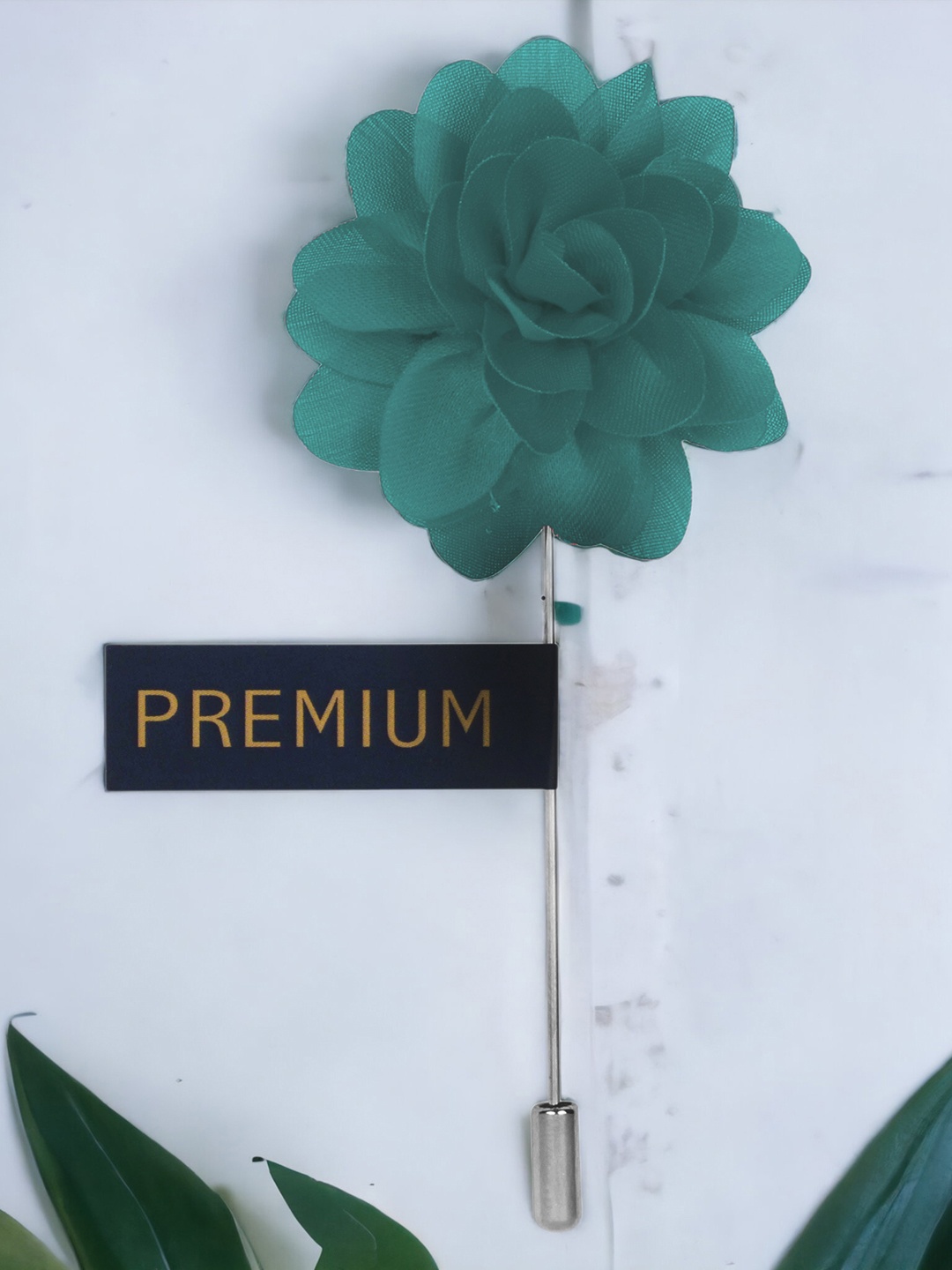 

PELUCHE Unisex Green Elron Petals Lapel Pin