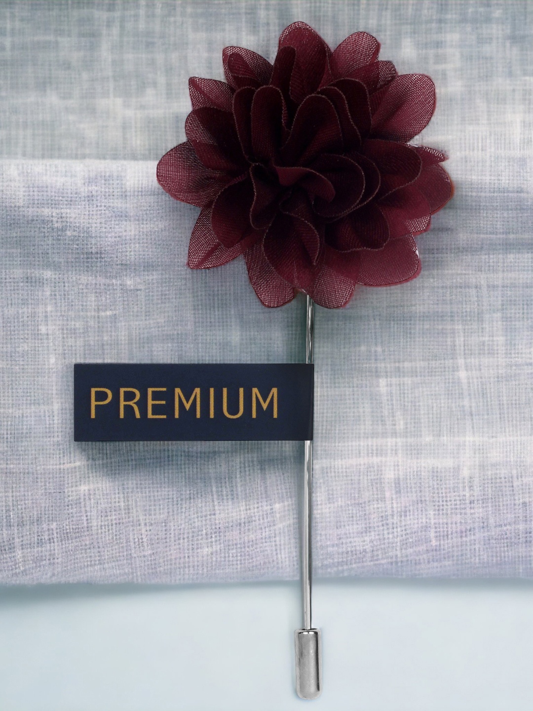 

PELUCHE Unisex Magenta Elron Petals Lapel Pin