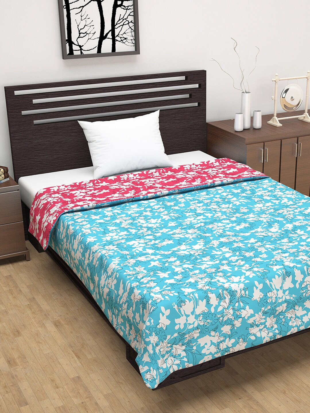 

Divine Casa Pink & Sea Green Floral AC Room 110 GSM Single Bed Dohar