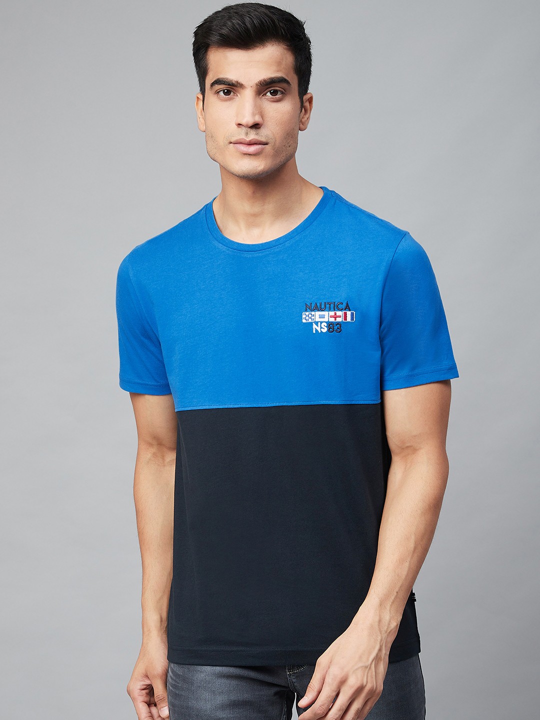 

Nautica Men Blue Colourblocked Round Neck Pure Cotton T-shirt